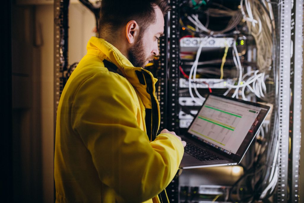 Trabajos tecnicos de telecomunicaciones